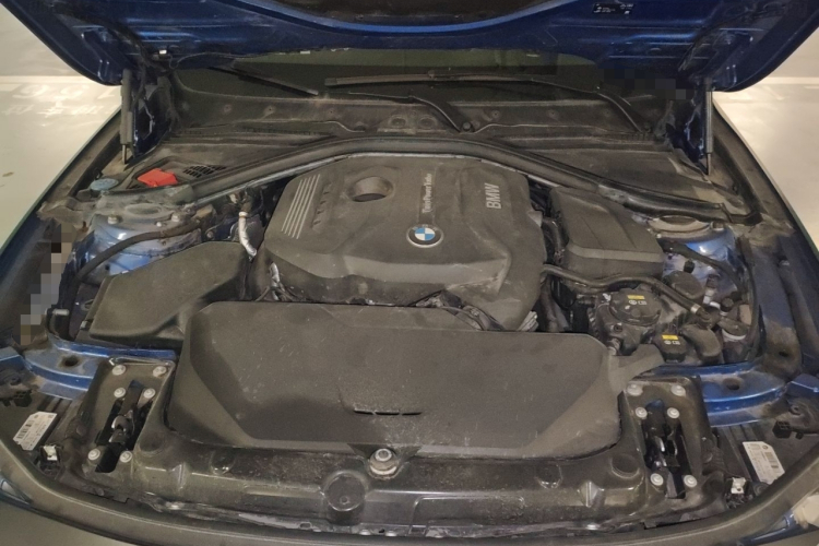 宝马3系 2018款 320i M运动曜夜版局部细节24