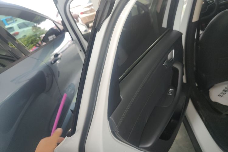 荣威D7 2023款 DMH 125km 超越版中控内饰49