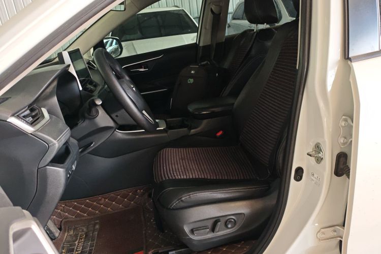 丰田 RAV4荣放 2020款 2.0L CVT两驱风尚版中控内饰19