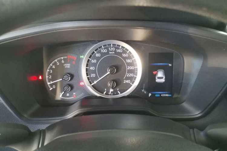 丰田 卡罗拉锐放 2022款 2.0L 豪华版局部细节14