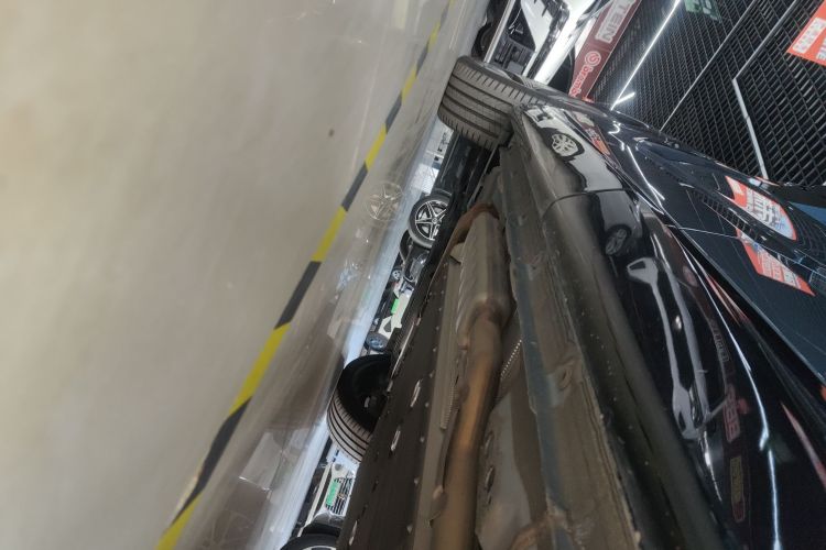 领克08 EM-P 2025款 220km 四驱性能Halo局部细节9002