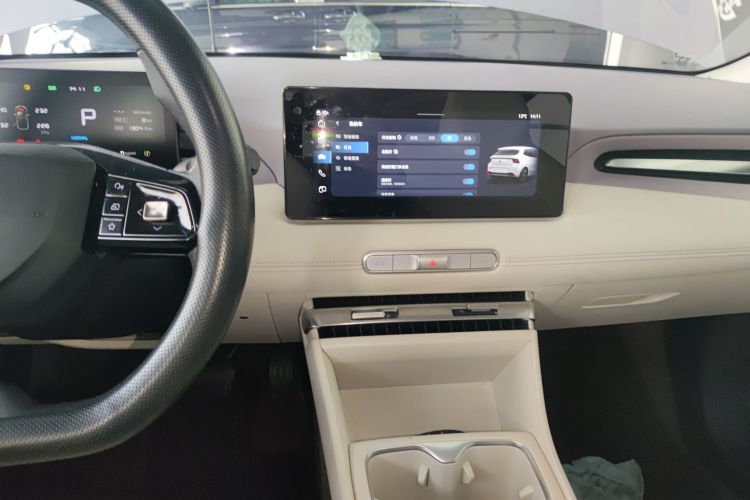 名爵 MG4 EV 2026款 437 随心版中控内饰16