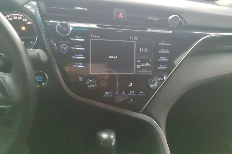 丰田 凯美瑞 2018款 2.5G 豪华版中控内饰16