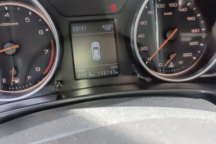 汉腾汽车 汉腾X7 2016款 1.5T 手动尊享型中控内饰15