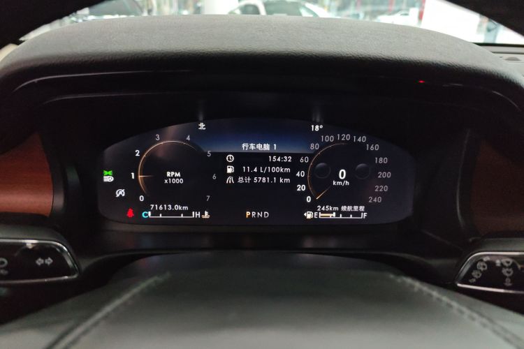 林肯 飞行家 2022款 3.0T V6 四驱尊享版中控内饰14