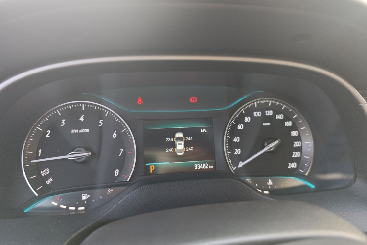 别克 英朗 2021款 典范 1.5L 自动精英型中控内饰14