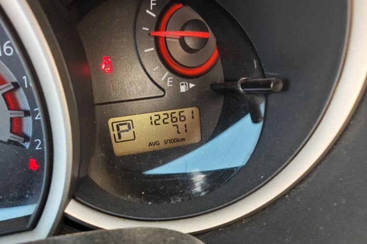 日产 轩逸 2016款 经典 1.6XE 自动领先版中控内饰15