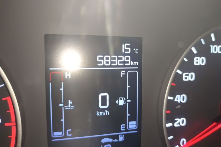 起亚 福瑞迪 2018款 1.6L 手动智享天窗版Value中控内饰15