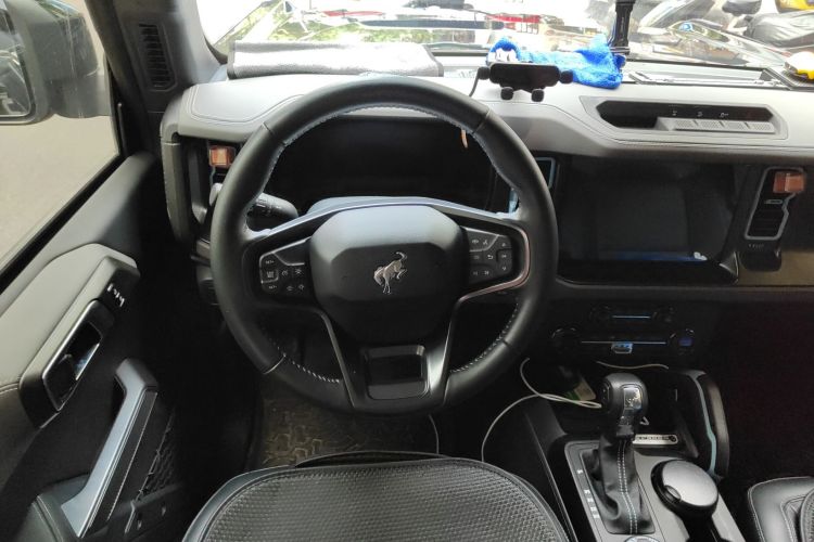 福特烈马 2024款 2.3T 墨钻中控内饰13