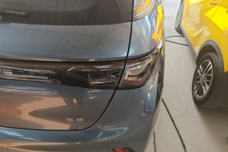 比亚迪 海豚 2025款 420km 自由版车身外观9