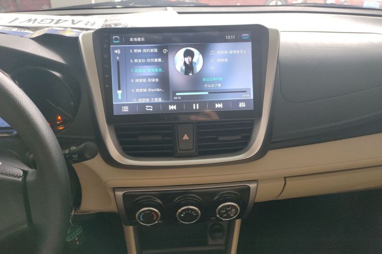 丰田 威驰FS 2017款 1.5L CVT锋驰版中控内饰16