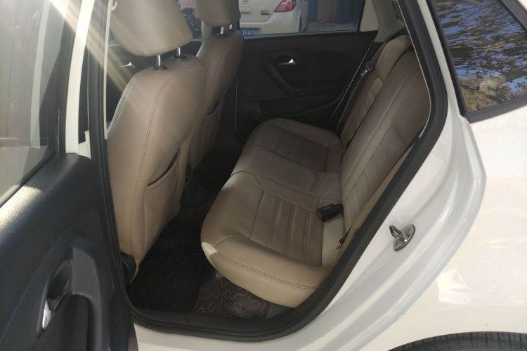 大众 Polo 2016款 1.6L 自动舒适型中控内饰21