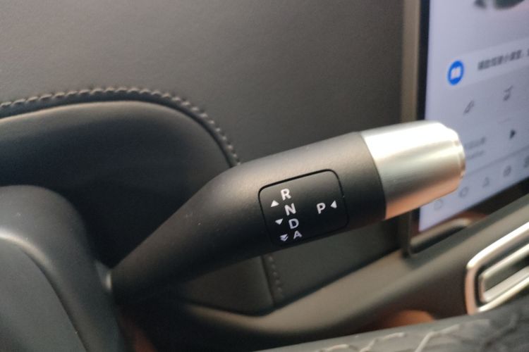 理想汽车 理想L6 2024款 Pro中控内饰18