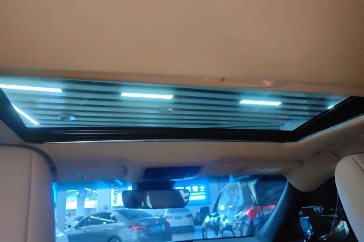 雷克萨斯ES 2025款 200 臻享版局部细节22