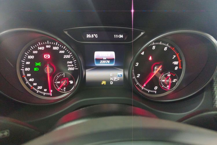 奔驰GLA 2018款 GLA 200 时尚型局部细节14