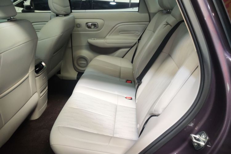 零跑汽车 零跑B10 2025款 510悦享版中控内饰7004