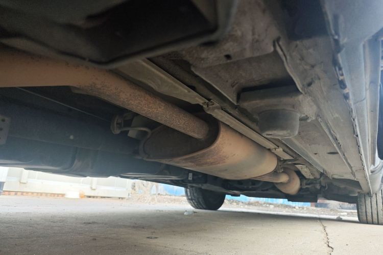 奔驰 威霆 2021款 2.0T 精英版 7座局部细节9002