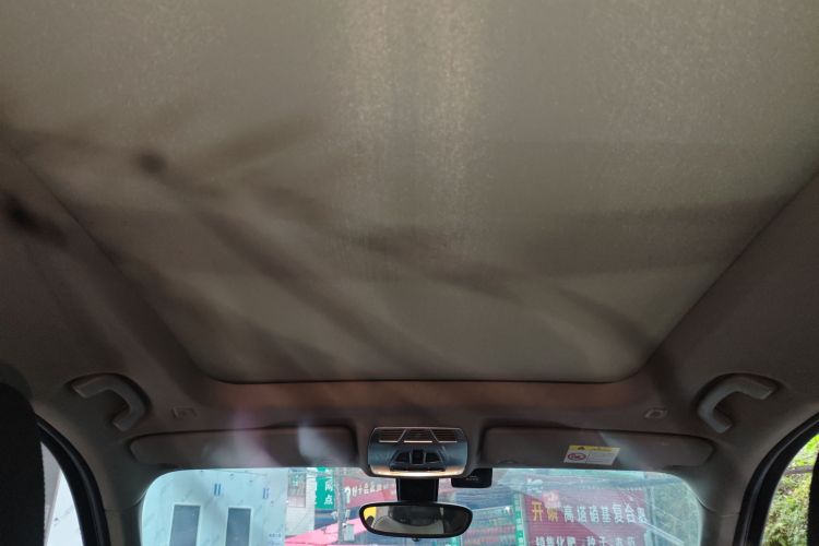 宝马X1 2018款 sDrive18Li 时尚型中控内饰22