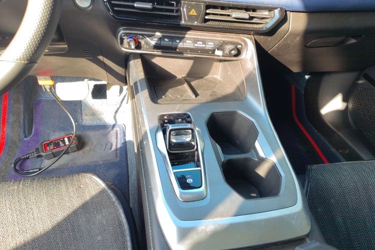 广汽传祺 传祺GS3 2023款 影速 270T R-STYLE版局部细节18