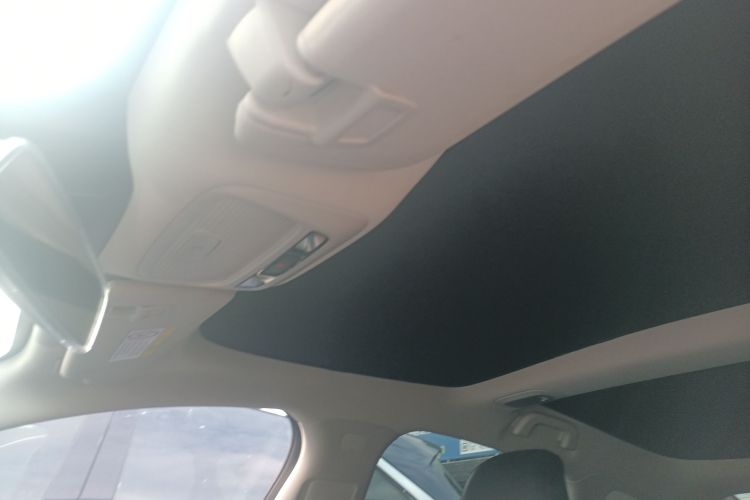 小鹏P7 2020款 后驱长续航智行版中控内饰22