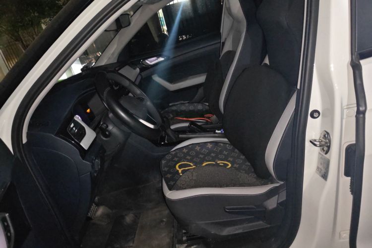 大众 途岳 2025款 新锐 300TSI 锐意版中控内饰19