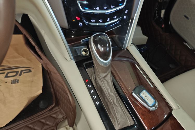 凯迪拉克XTS 2016款 28T 豪华型局部细节18