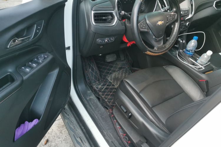 雪佛兰 探界者 2018款 535T 自动驭界版中控内饰7003