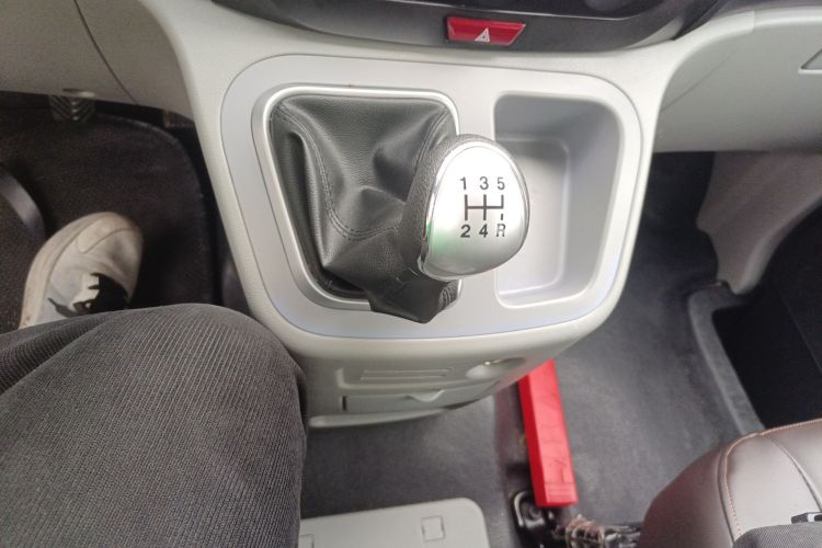 江淮瑞风 瑞风M3 2019款 创客版 1.8L 豪华型中控内饰18