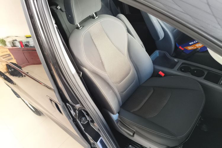 江淮瑞风 瑞风M3 2022款 PLUS 1.5T 7座标准型局部细节41