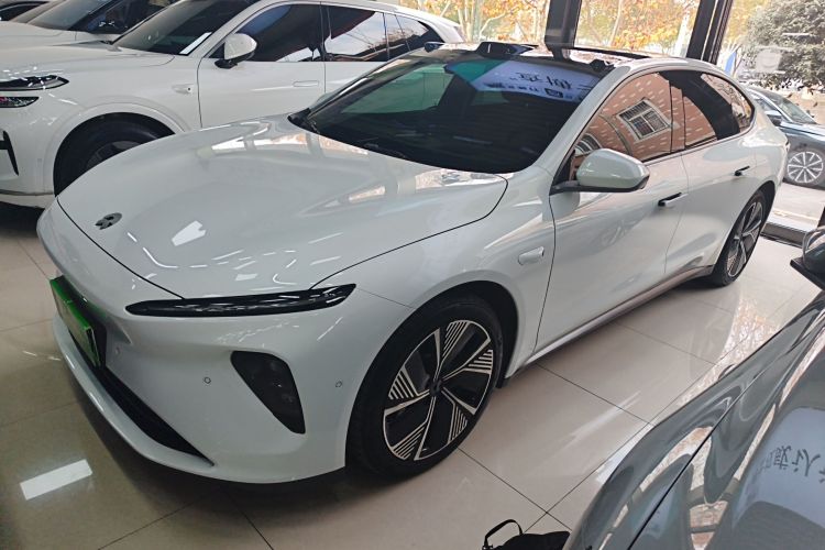 蔚来ET7 2022款 100kWh 首发版车身外观4