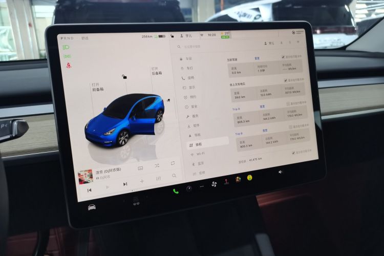 特斯拉 Model Y 2022款 后轮驱动版中控内饰14