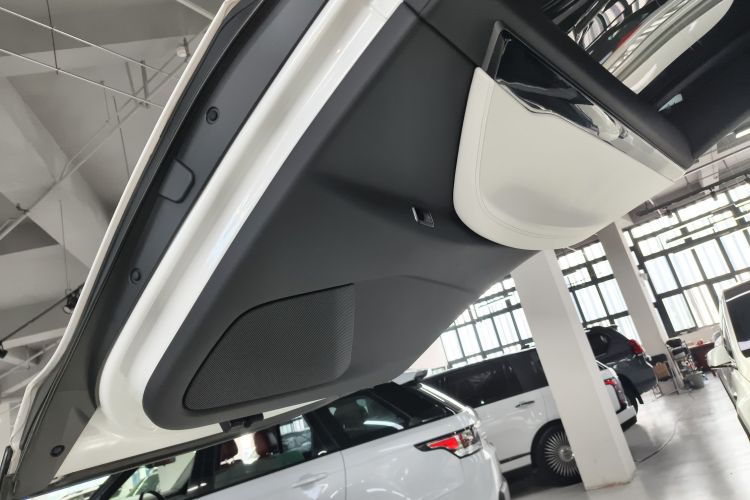 特斯拉 Model X 2019款 长续航版中控内饰45