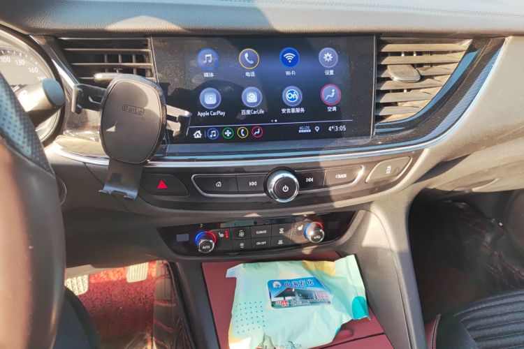 别克 君威 2024款 25T 超享版中控内饰16