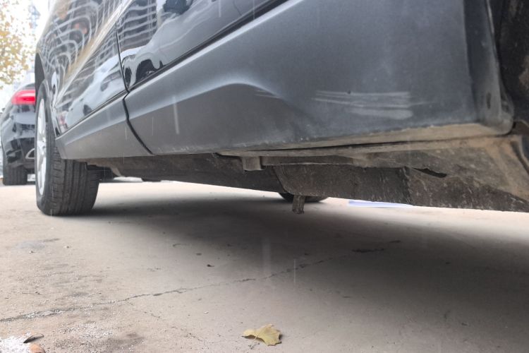 奥迪Q5 2013款 40 TFSI 进取型局部细节9002