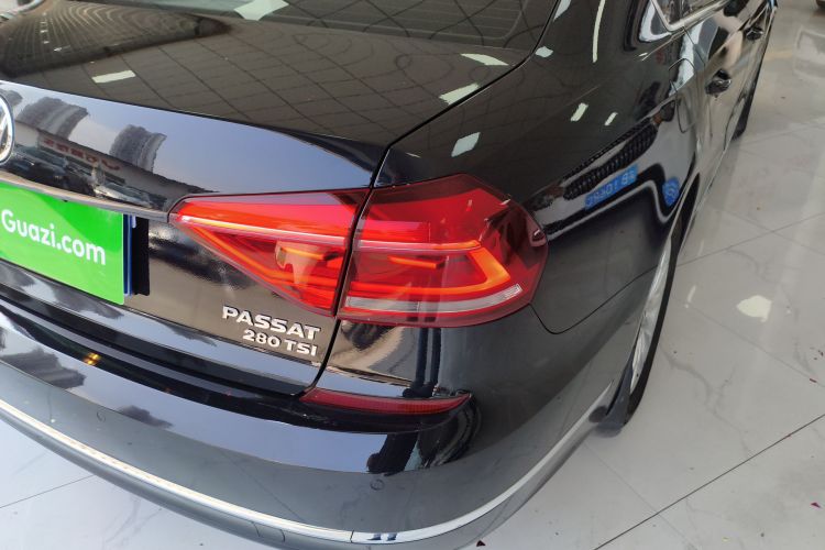 大众 帕萨特 2016款 280TSI DSG尊荣版车身外观9