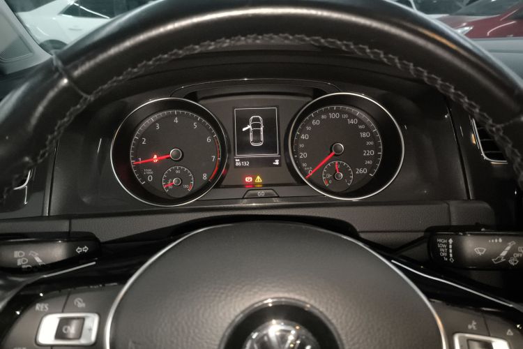 大众 高尔夫 2019款 280TSI DSG豪华型 国VI局部细节14