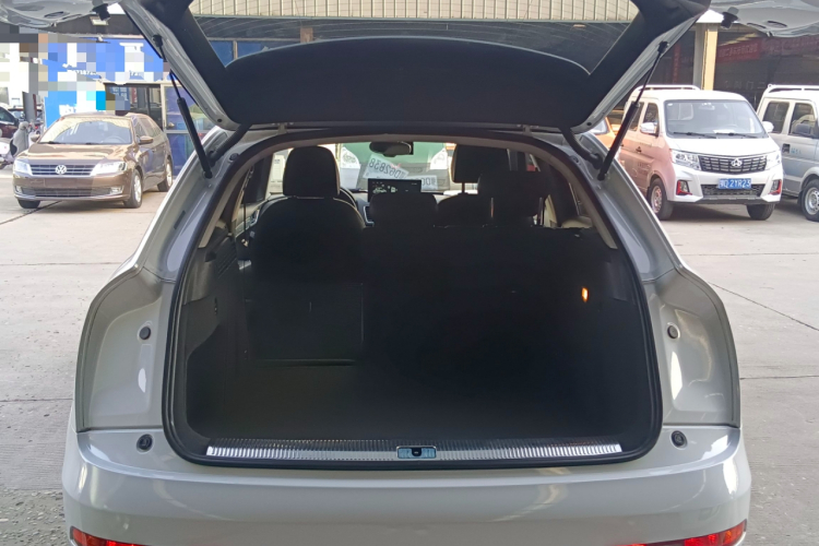 奥迪Q3 2015款 35 TFSI quattro百万纪念进享型局部细节23