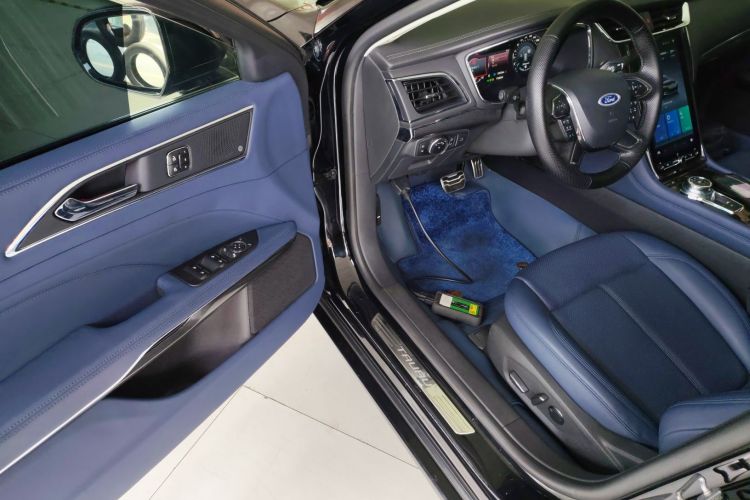 福特 金牛座 2019款 EcoBoost 245 尊享版中控内饰20