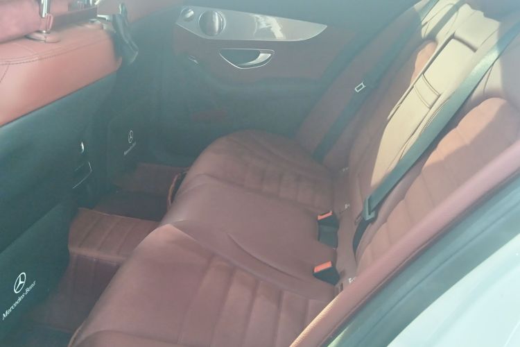 奔驰C级 2021款 C 260 星耀臻藏版中控内饰7004