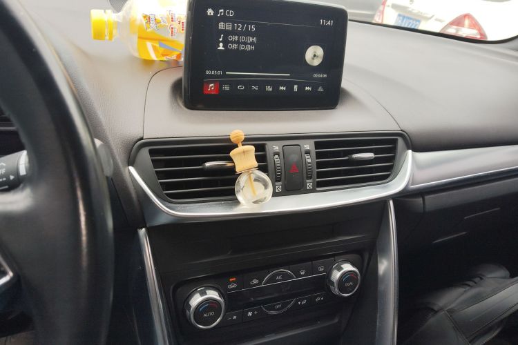 马自达CX-4 2018款 2.0L 自动两驱蓝天品位版局部细节16