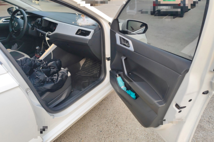 大众 Polo 2021款 Plus 1.5L 自动炫彩科技版局部细节9005