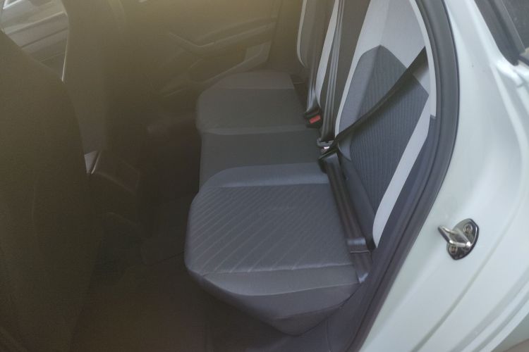 大众 朗逸 2025款 新锐 1.5L 出众新逸版中控内饰21