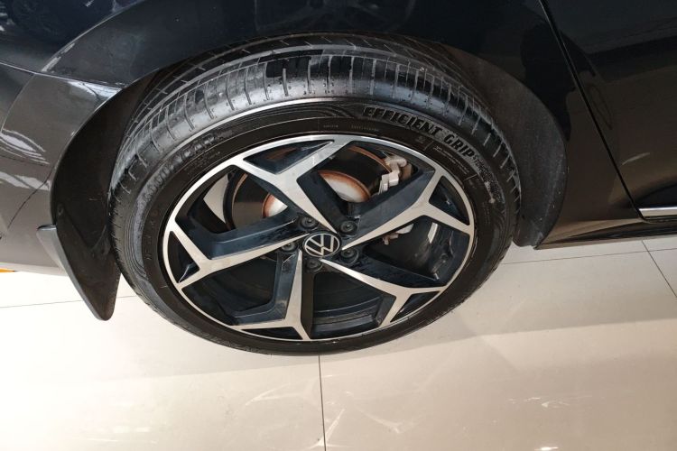 大众 帕萨特 2023款 330TSI 星空精英版车身外观6008