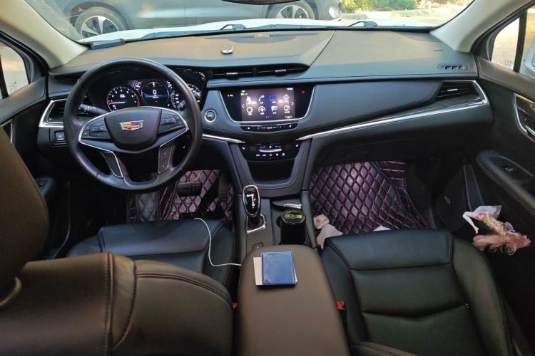 凯迪拉克XT5 2018款 25T 豪华型中控内饰12