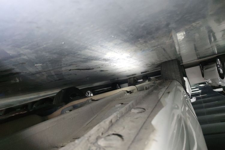 长安 逸动 2016款 XT 1.6L GDI 手动致酷型局部细节9001