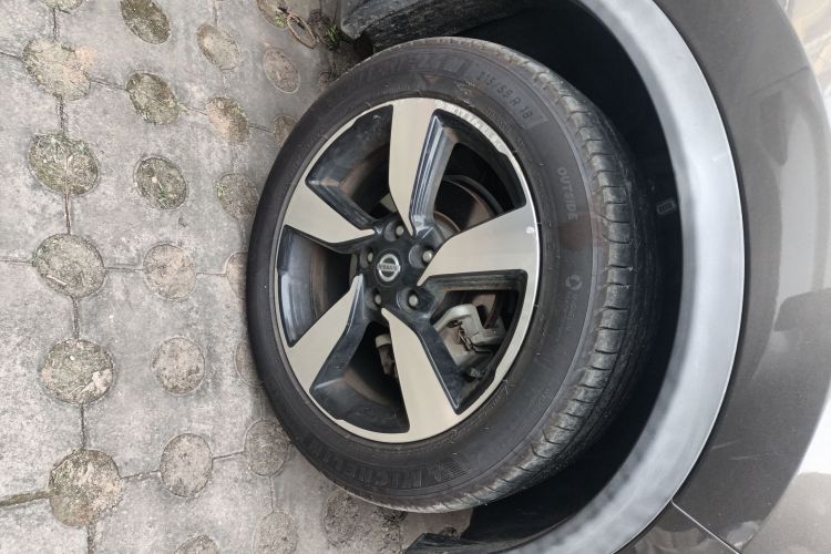 日产 逍客 2017款 2.0L CVT智享版 国V车身外观10