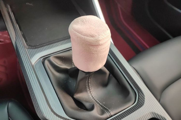 吉利汽车 帝豪 2026款 第4代 400万纪念款 1.5L 手动超越型中控内饰18