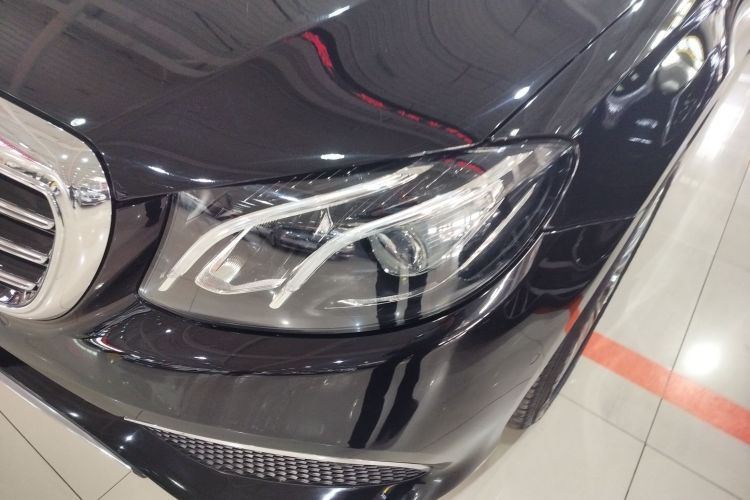 奔驰E级 2018款 改款 E 200 L局部细节36