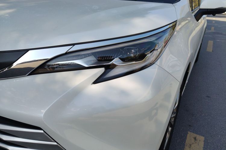 丰田 赛那SIENNA 2024款 2.5L混动 舒适版局部细节36