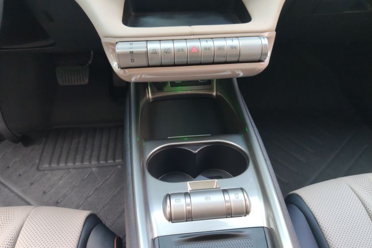 比亚迪 海豚 2024款 荣耀版 420km 时尚版局部细节18